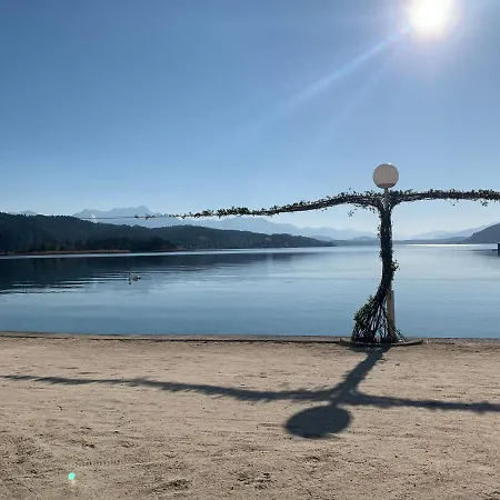 Bed & Breakfast Seerose Portschach am Woerthersee
